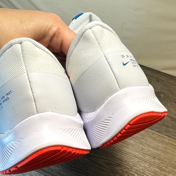 Nike Men's White and Blue Athletic Shoes size 13 (j191) - Picture 4 of 10